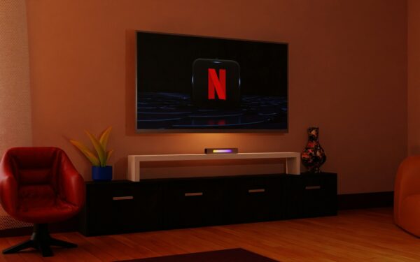 How to choose and use a soundbar with Dolby Atmos for more immersive TV at home