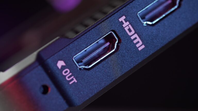 Gaming monitor ports