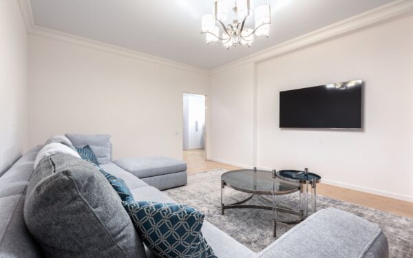 How to pick a TV audio setup that actually fits your room and habits