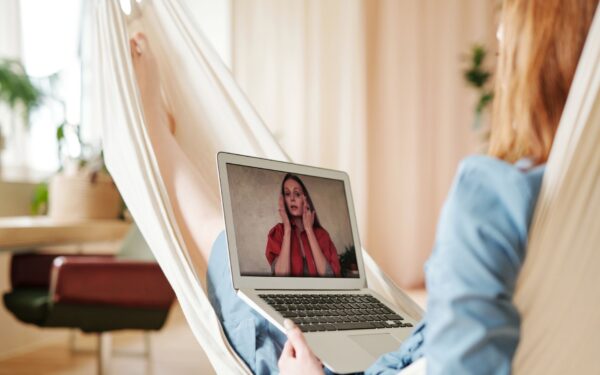 How to spot deepfake scams before they trick your eyes and your wallet