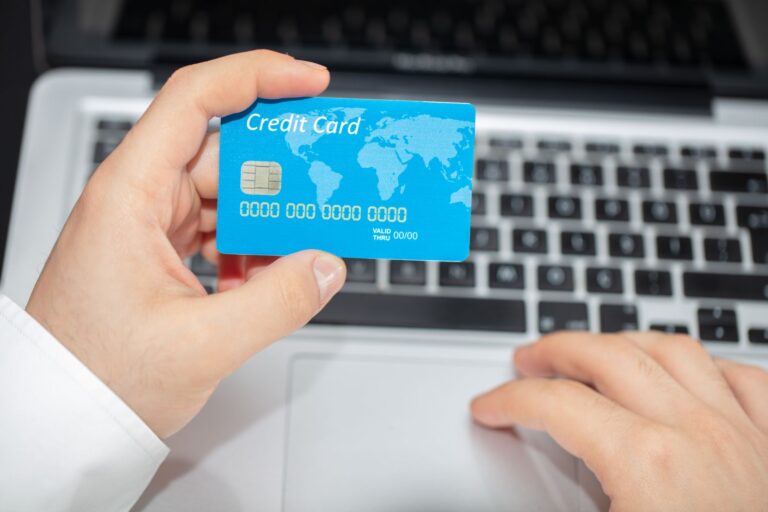 Online checkout screen