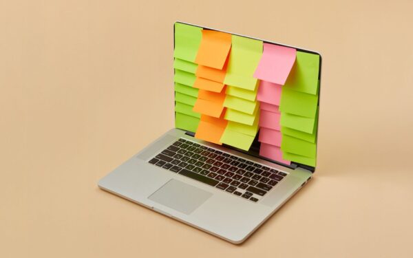 How to use research bookmarking apps to keep online sources organized and reliable