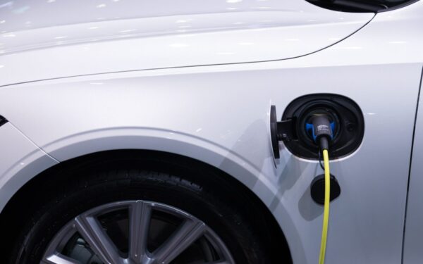 How plug-in hybrid cars fit into daily life and what owners should know