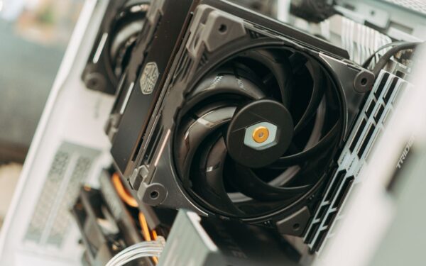Simple guide to laptop cooling: how to prevent overheating and performance drops