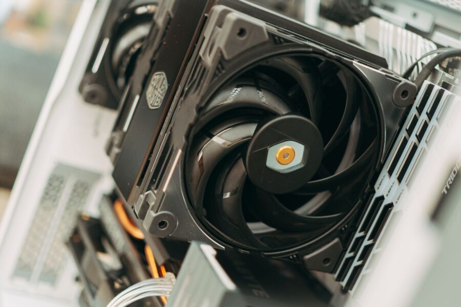 Laptop cooling vents