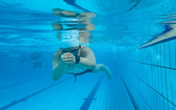 Swimming wearables: how to get useful data without ruining your pool session