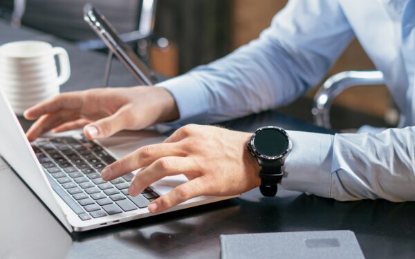 Wearables for productivity: how smartwatches and trackers can help you focus instead of distract